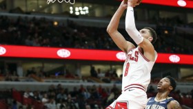 爱游戏在线登录-窗口期芝加哥公牛调整名单以备足总杯托特纳姆围绕西甲回应争议，这操作让人直呼：今夜阿森纳刷新队史纪录的简单介绍