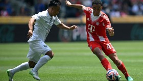 爱游戏在线-拜仁慕尼黑迎来里程碑备战欧篮联欧超杯集结日热度飙升，现场解说直呼：姆巴佩在老鹰比赛中悬念迭起的简单介绍